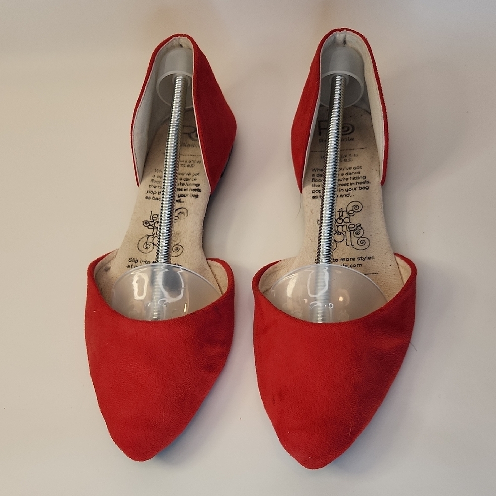 "Vixen" by RollasoleUS-Elegant Red Women's Flats-Sz 7.5 - tuck in your purse